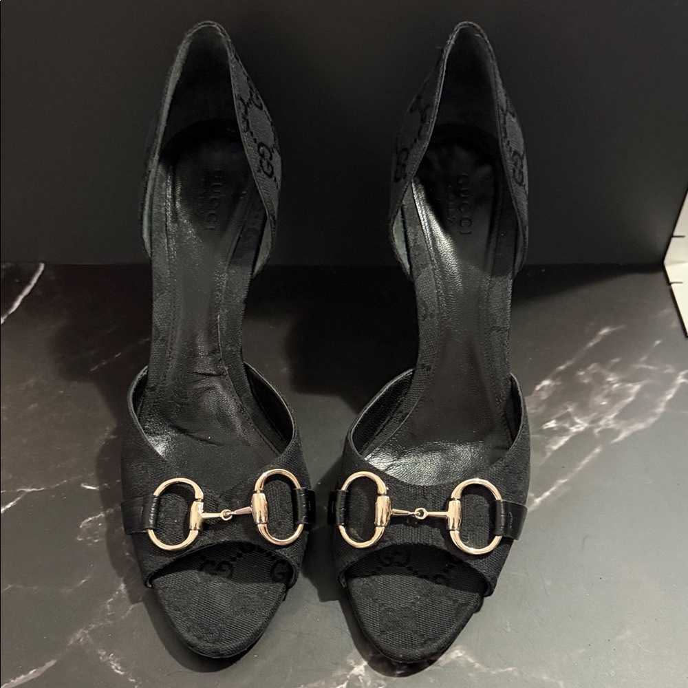 Gucci Monogram Hollywood Horsebit D'Orsay Pumps/Heels